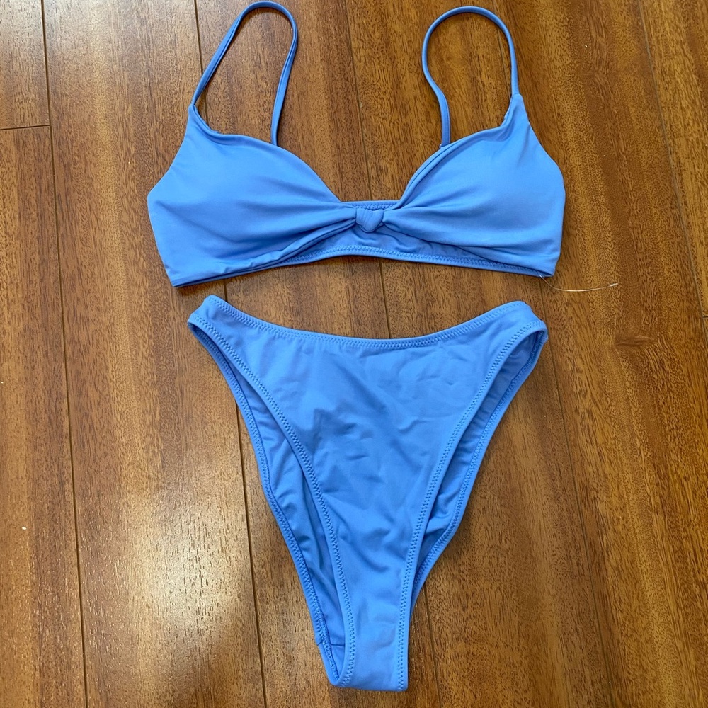 Gorgeous blue pacsun bikini